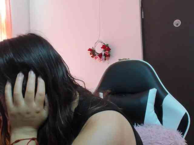 LaraCat1 webcam