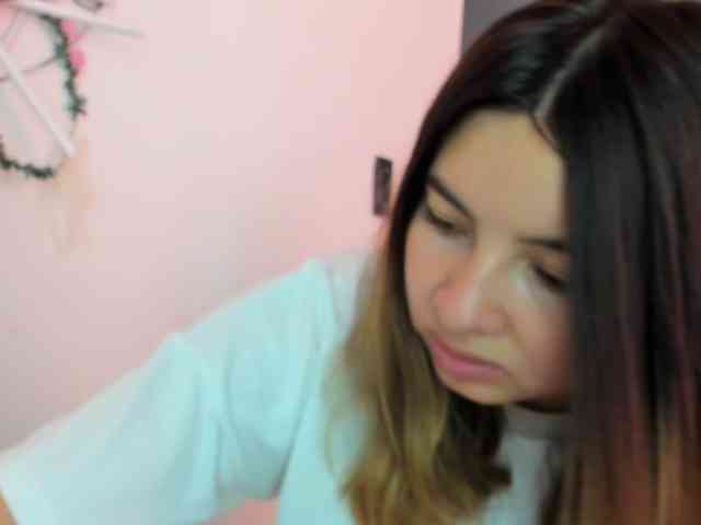 LaraCat1 webcam