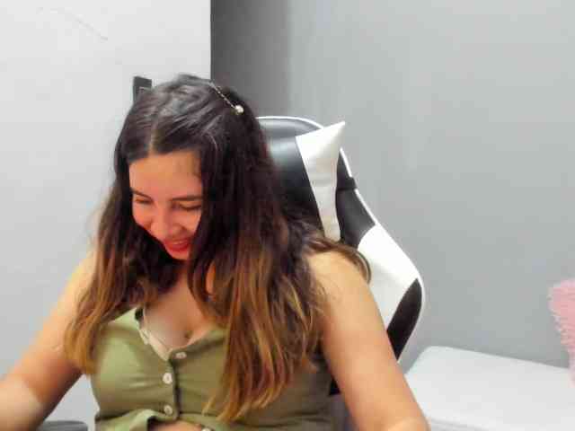 LaraCat1 webcam