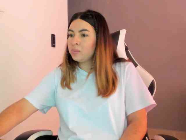 LaraCat1 webcam