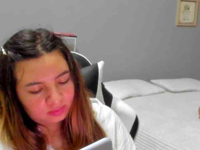 LaraCat1 webcam