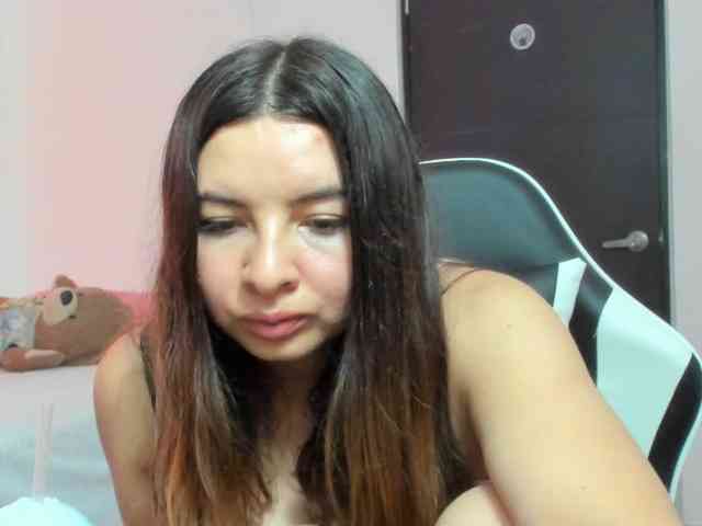 LaraCat1 webcam
