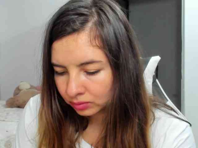 LaraCat1 webcam