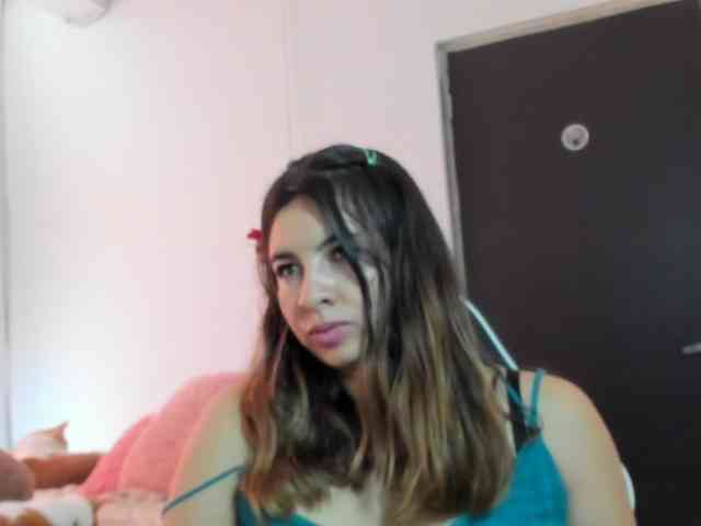 LaraCat1 webcam