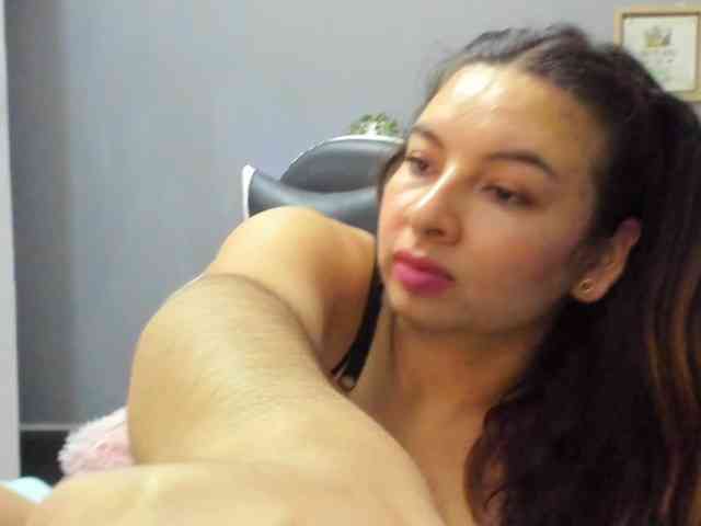 LaraCat1 webcam