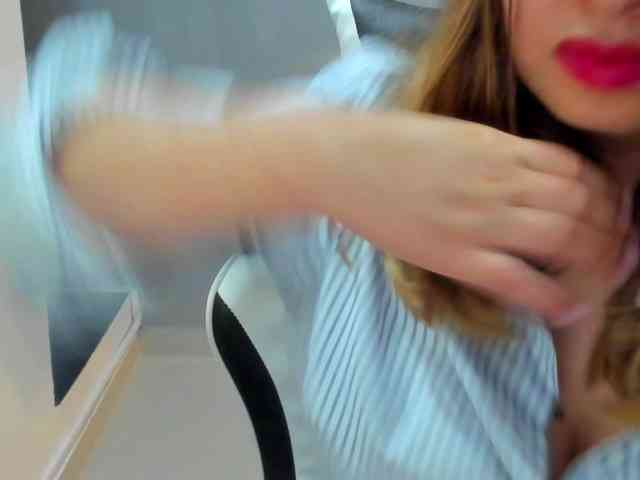 LaraCat1 webcam