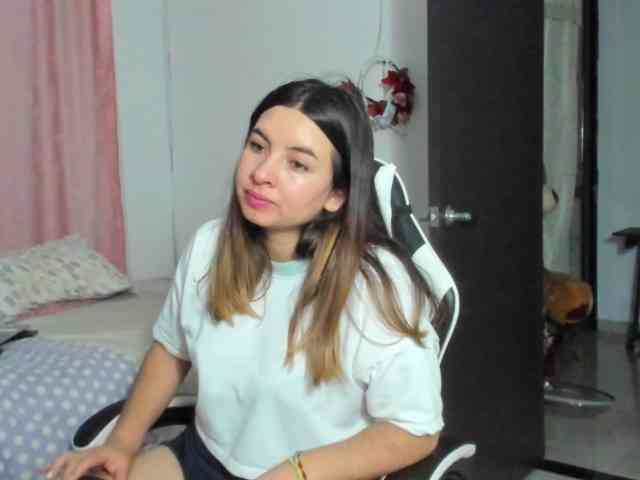 LaraCat1 webcam