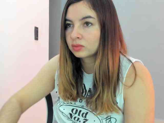 LaraCat1 webcam