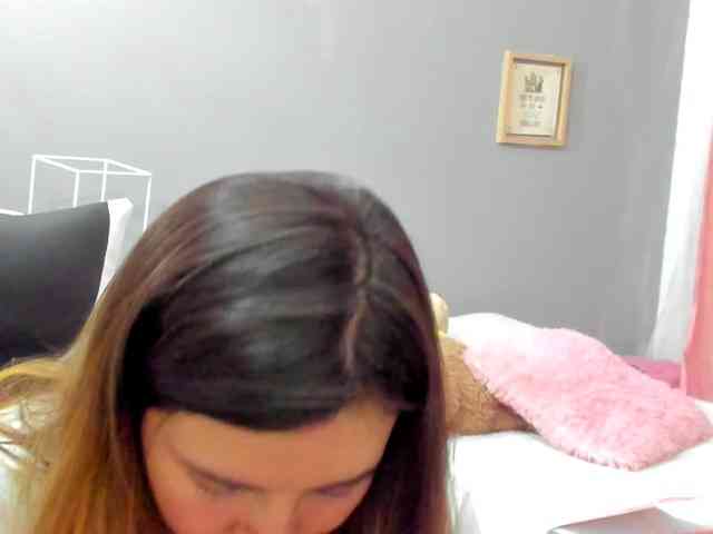LaraCat1 webcam