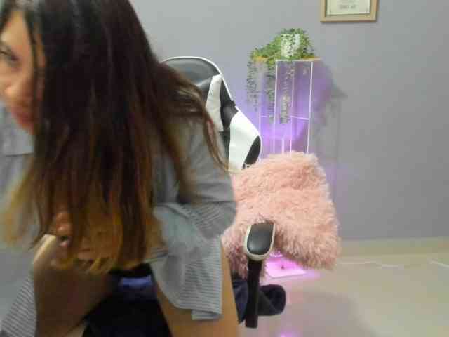 LaraCat1 webcam