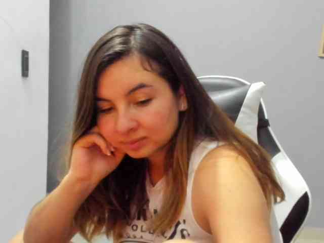 LaraCat1 webcam