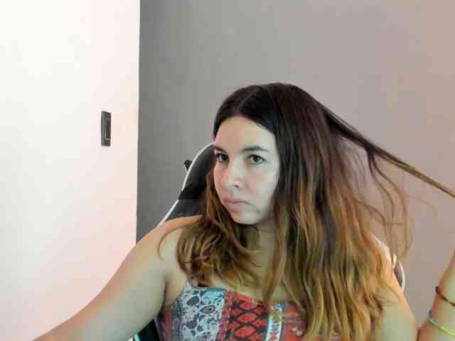 LaraCat1 webcam