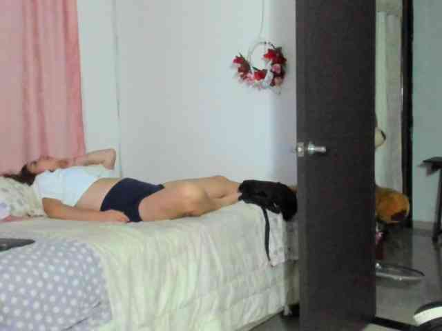 LaraCat1 webcam