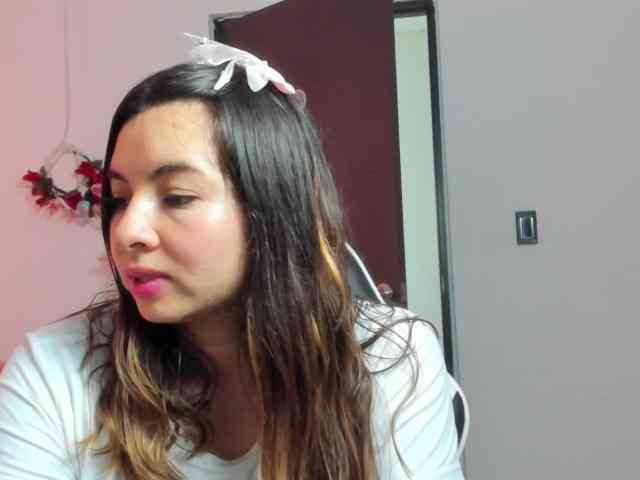 LaraCat1 webcam