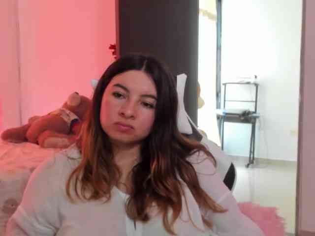 LaraCat1 webcam