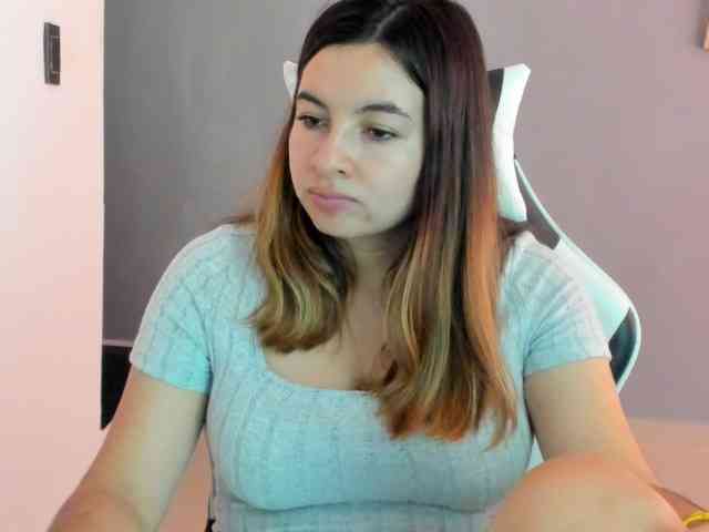 LaraCat1 webcam