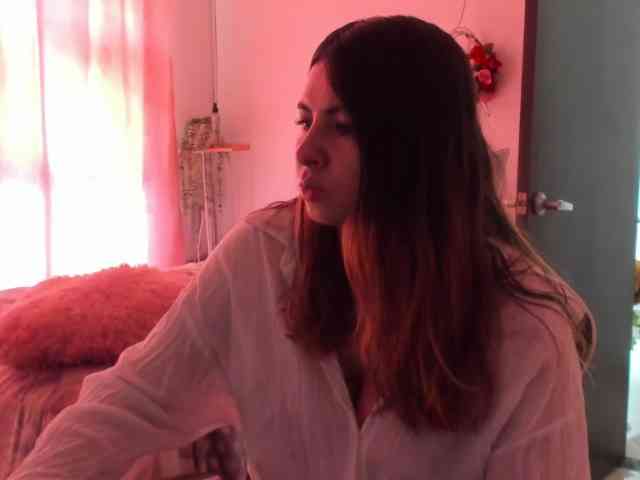 LaraCat1 webcam