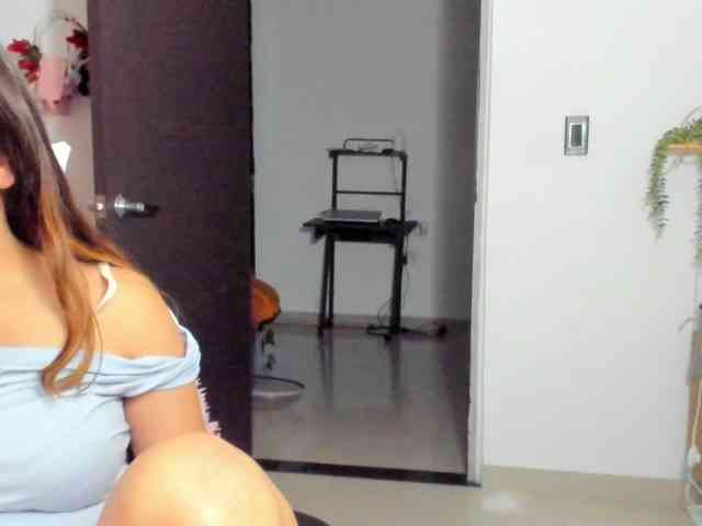 LaraCat1 webcam