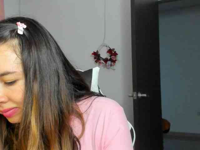 LaraCat1 webcam