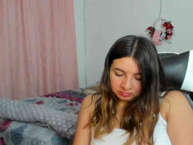 LaraCat1 webcam