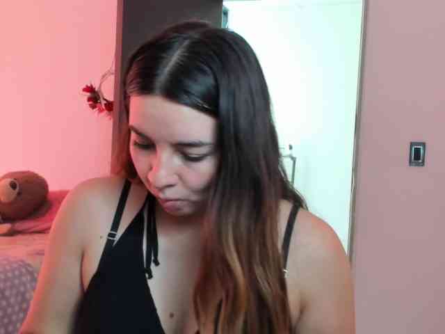 LaraCat1 webcam