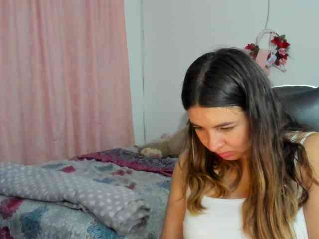 LaraCat1 webcam