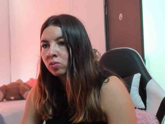 LaraCat1 webcam