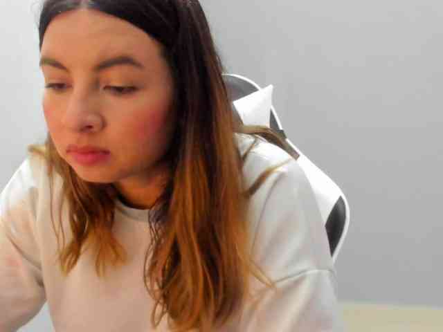 LaraCat1 webcam