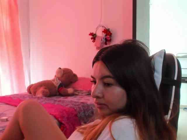 LaraCat1 webcam