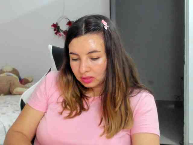 LaraCat1 webcam