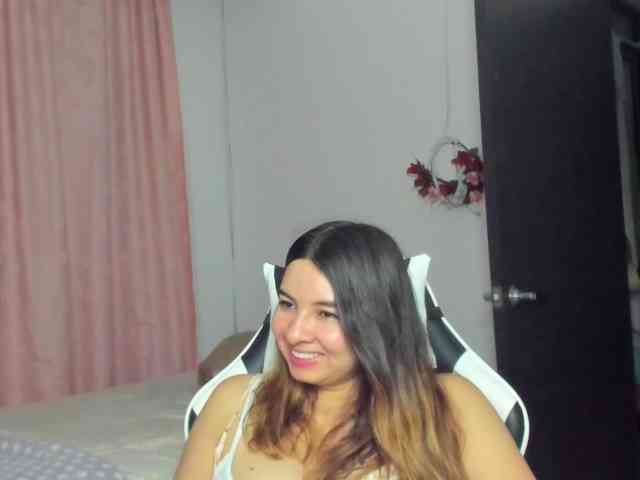 LaraCat1 webcam