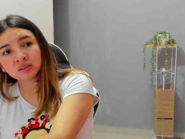 LaraCat1 webcam