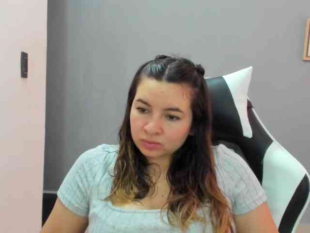 LaraCat1 webcam