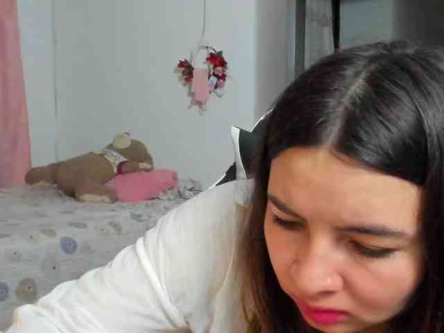 LaraCat1 webcam