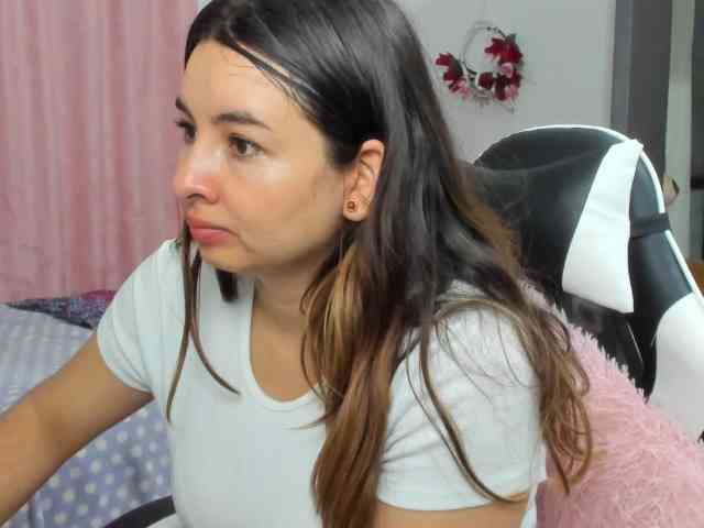 LaraCat1 webcam