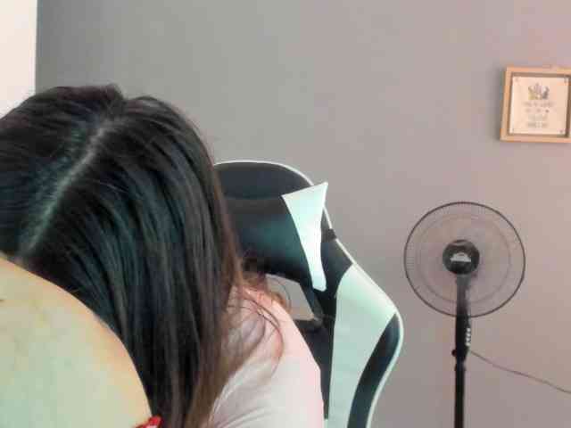 LaraCat1 webcam