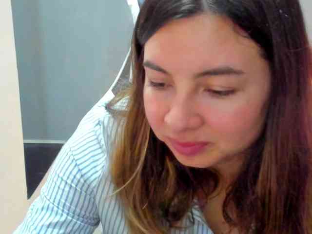 LaraCat1 webcam