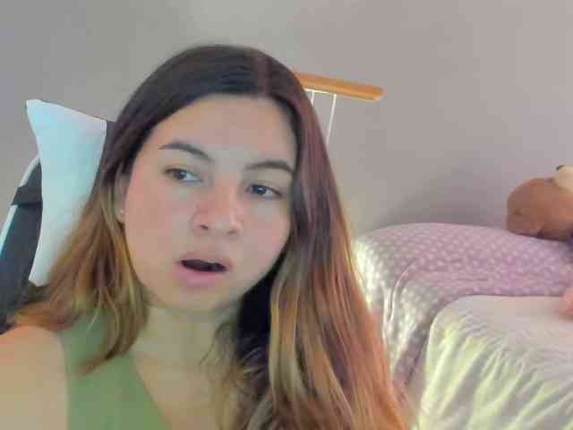 LaraCat1 webcam