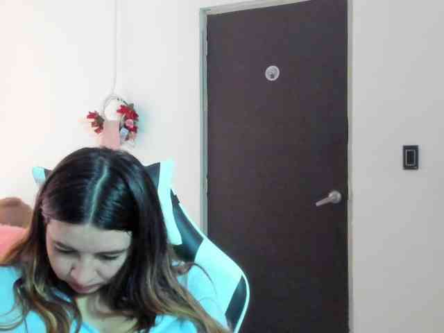 LaraCat1 webcam