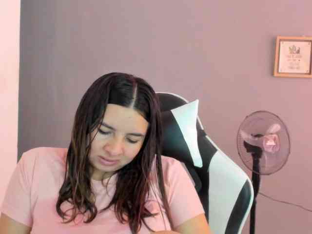 LaraCat1 webcam