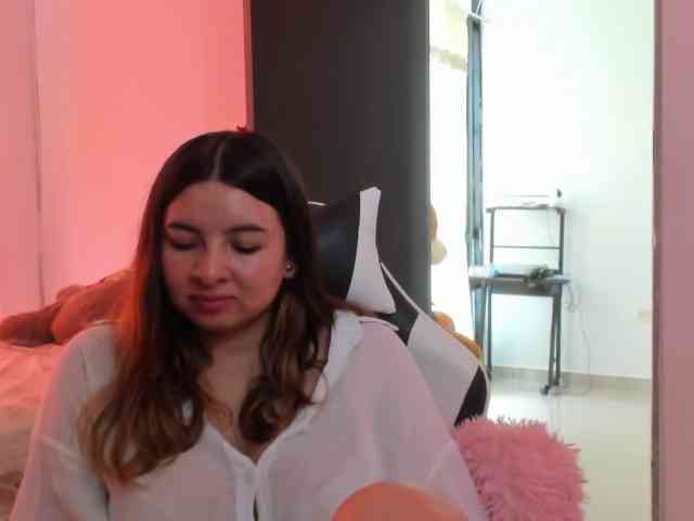 LaraCat1 webcam