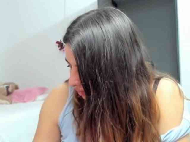 LaraCat1 webcam
