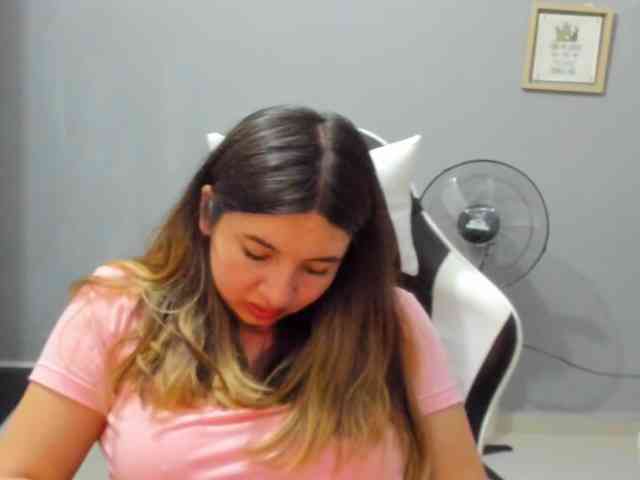 LaraCat1 webcam