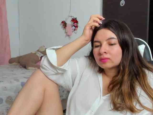 LaraCat1 webcam
