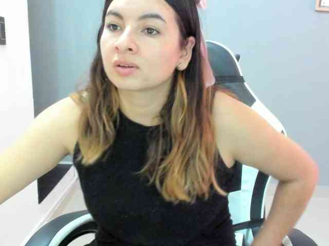 LaraCat1 webcam