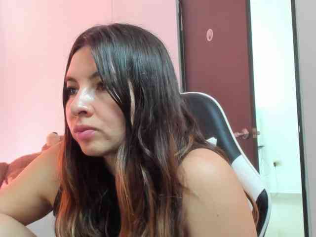 LaraCat1 webcam