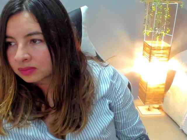 LaraCat1 webcam