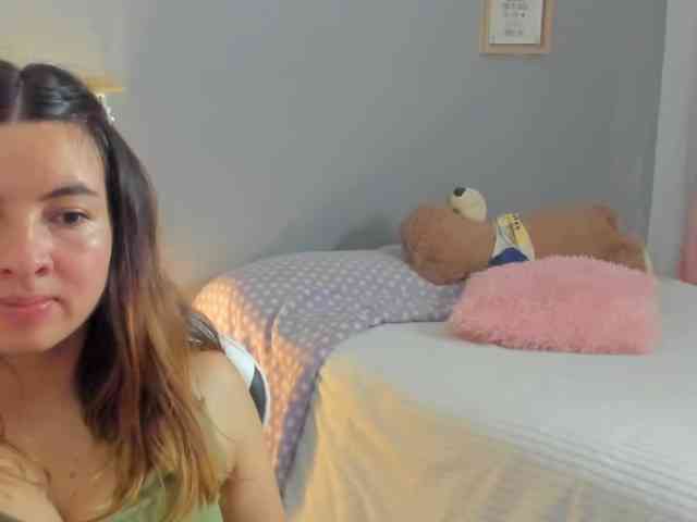 LaraCat1 webcam