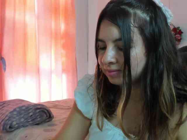 LaraCat1 webcam