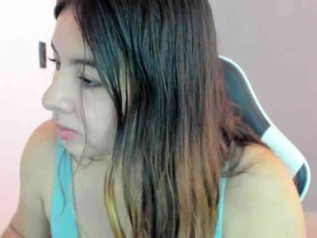 LaraCat1 webcam